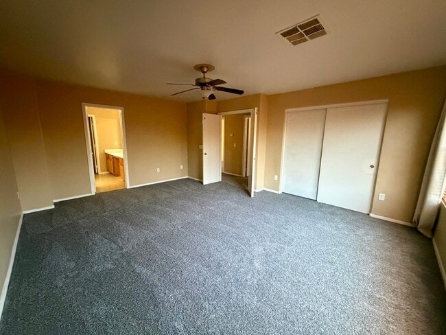 Building Photo - spacious 4-bedroom, 3-bathroom house is perfect for those looking for a comfortable and convenien...