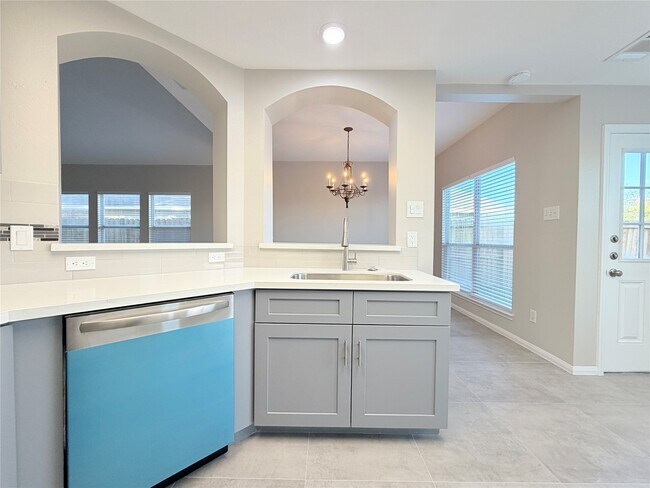 Building Photo - 5730 Landon Creek Ln