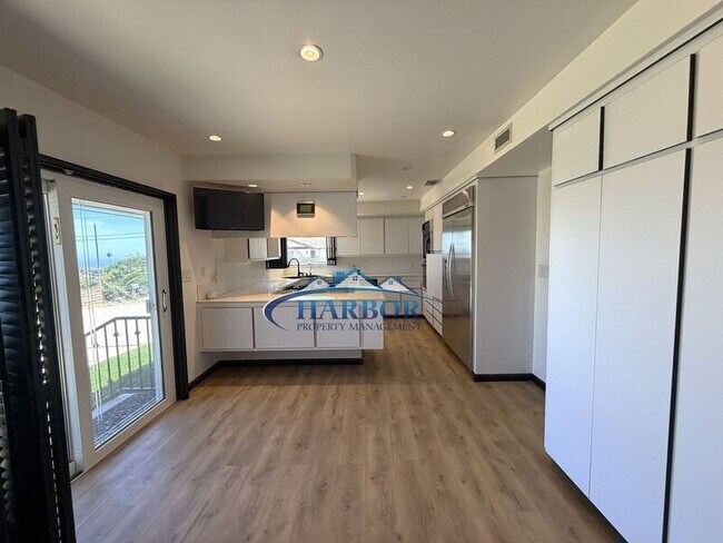 Building Photo - 2315 Sparta Dr