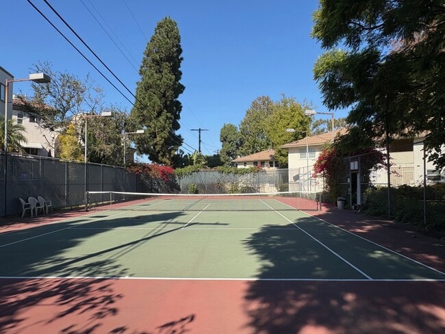 Building Photo - 5874 Bowcroft St