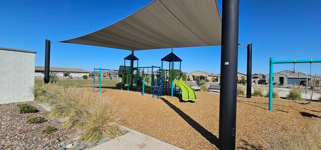 Building Photo - 3049 Hayden Rose Ave