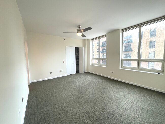 Building Photo - 1111 S Wabash Ave