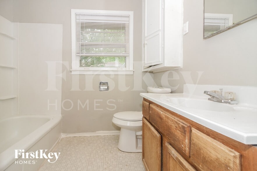 Building Photo - 4307 Kimball Ave