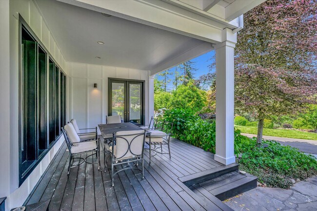 Building Photo - Welcome to Your Luxurious Napa Valley Retr...