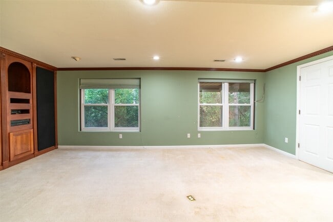 Building Photo - 570 Castle Ridge Dr