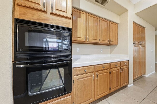 Building Photo - Luxury Lakefront Living in Desert Shores – 4 Bedroom Home with Private Dock & Stunning Views