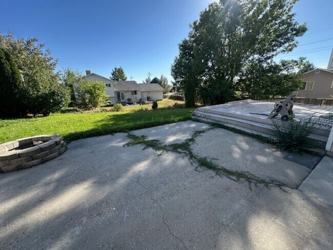 Building Photo - 1175 W 1420 N