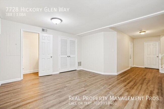 Building Photo - 7728 Hickory Glen Way