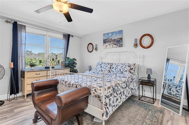 Building Photo - 3315 58th Ave S