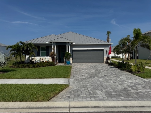 Building Photo - 697 Clearwater Ave