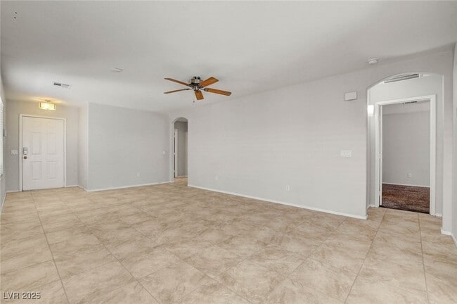 Building Photo - 5028 Nardini Ave