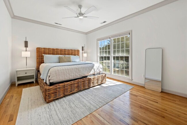 Building Photo - 773 Bonnyneck Dr