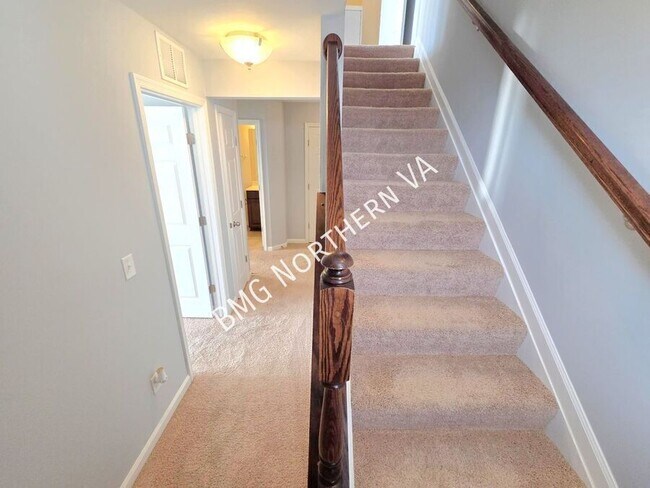Building Photo - 25224 Briargate Terrace