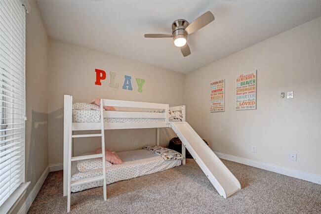 Building Photo - 3903 Hermitage Hollow Ln