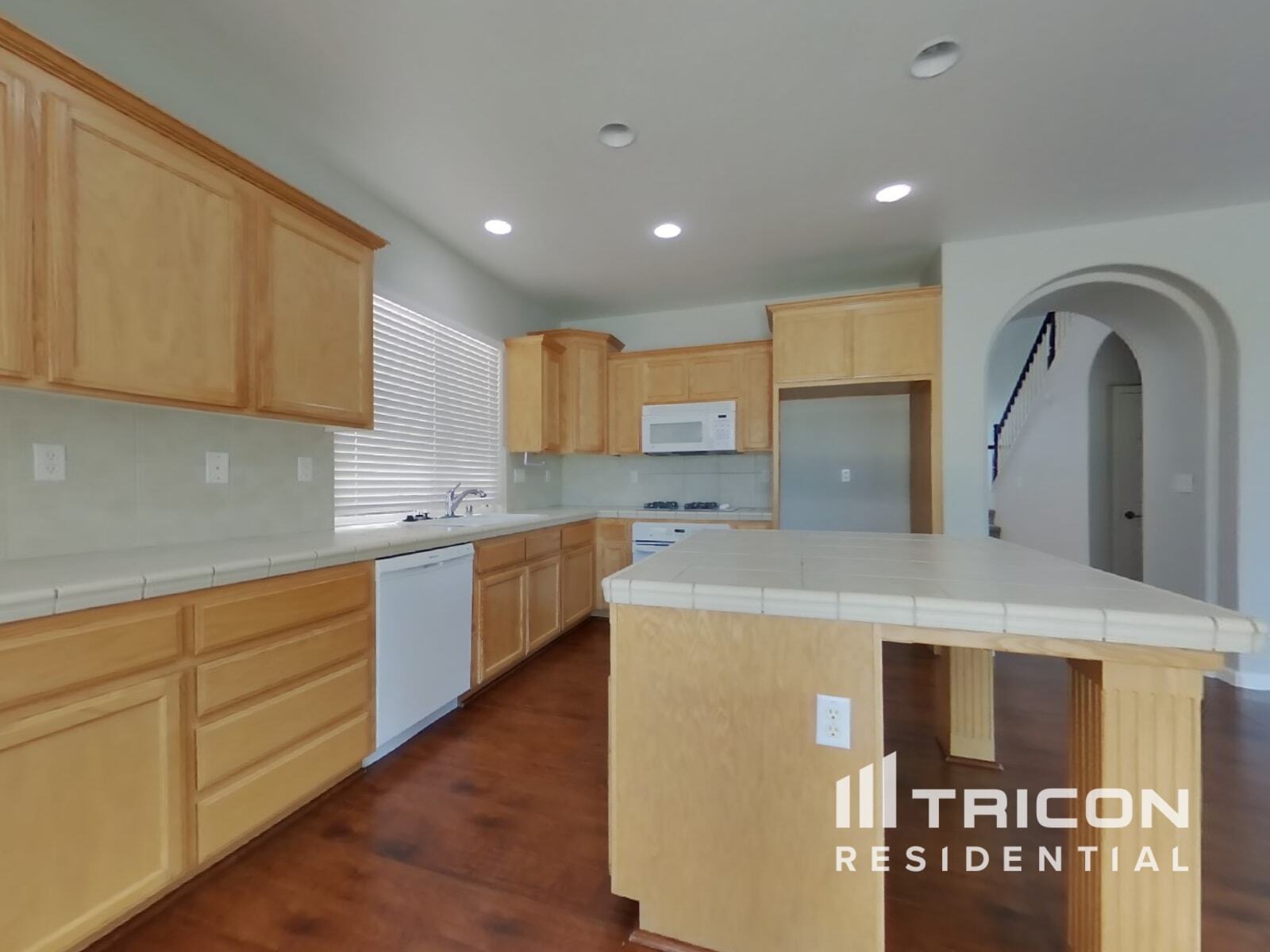 Building Photo - 10246 Canadeo Cir