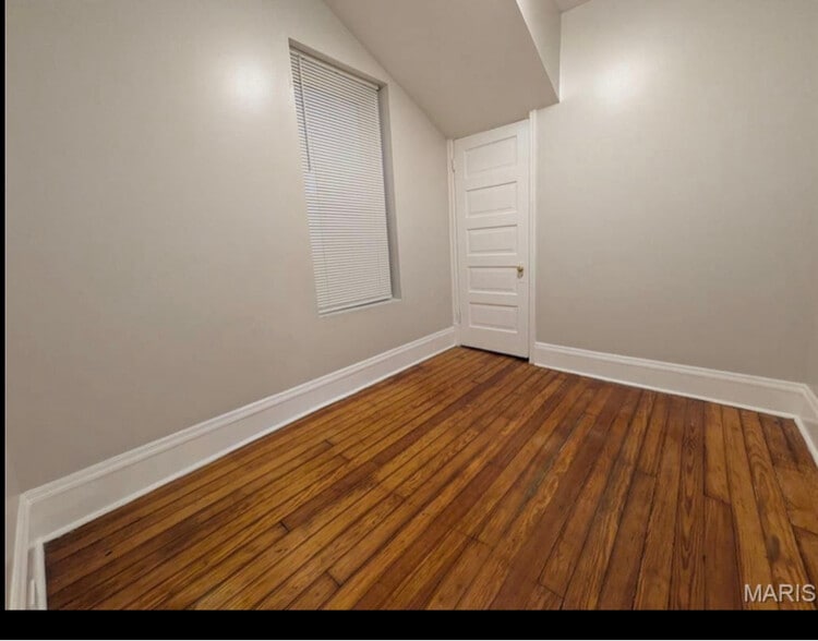 Building Photo - 3418 Hartford St