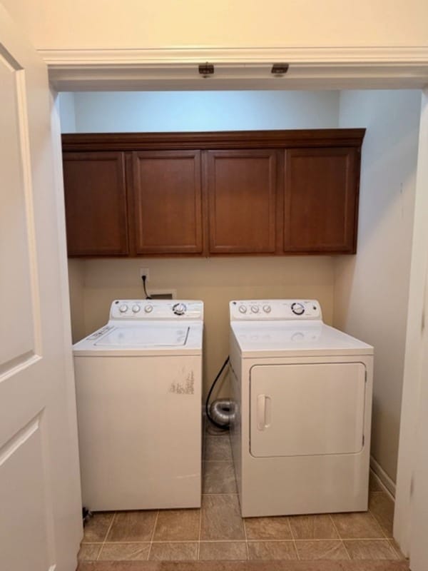 Building Photo - 1017 Drake St