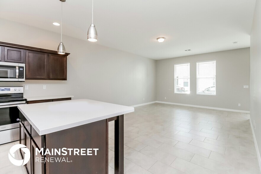 Building Photo - 2000 N 36th St