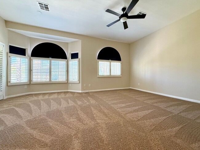 Building Photo - Grand 3 bedroom home with lake and golf course views located in Resort Villas ready to be your pa...