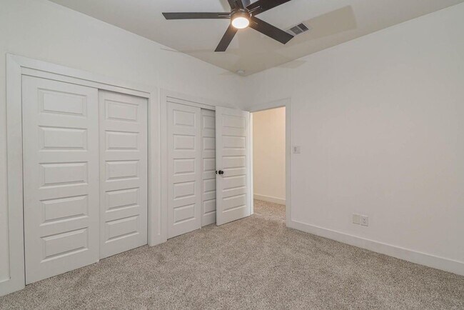 Building Photo - 16571 Oasis Glade Dr