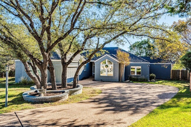 Building Photo - 106 Rupen Ct