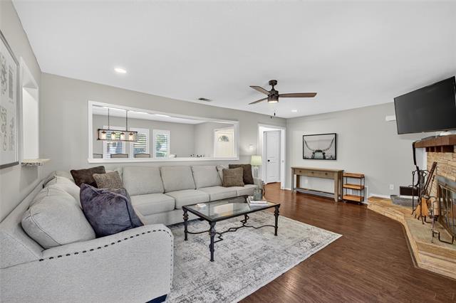 Building Photo - 3533 Chellen Dr
