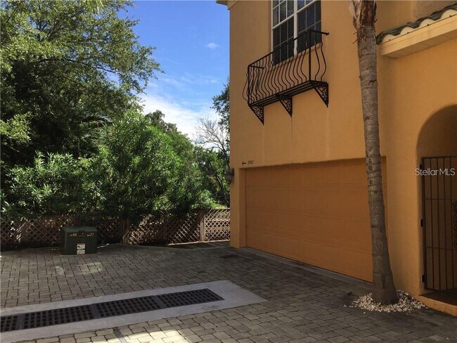 Building Photo - 2902 Hansen Manor Ln