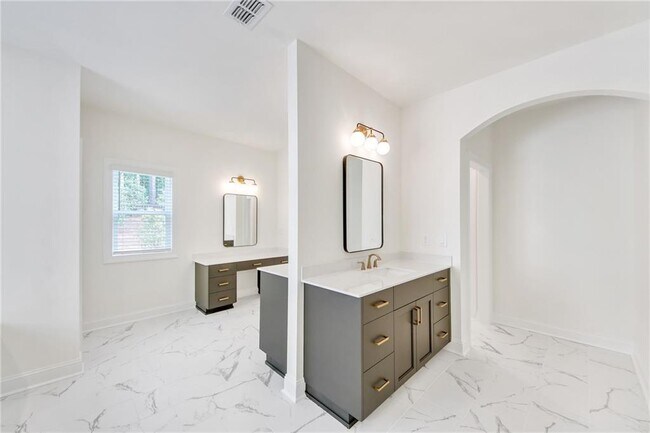 Building Photo - 134 Wards Xing Wy