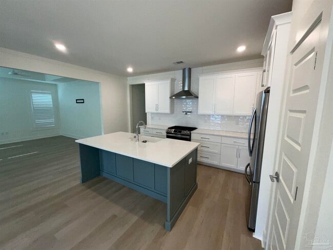 Building Photo - 1322 N 7th Ave