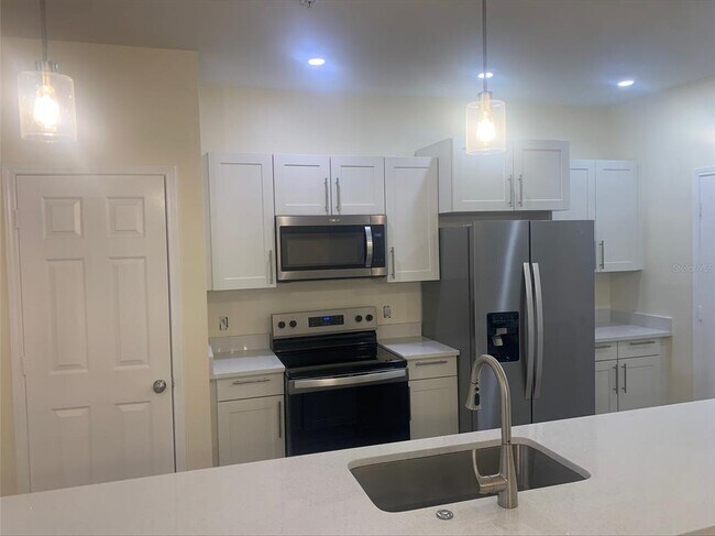 Building Photo - 280 Celebration Blvd