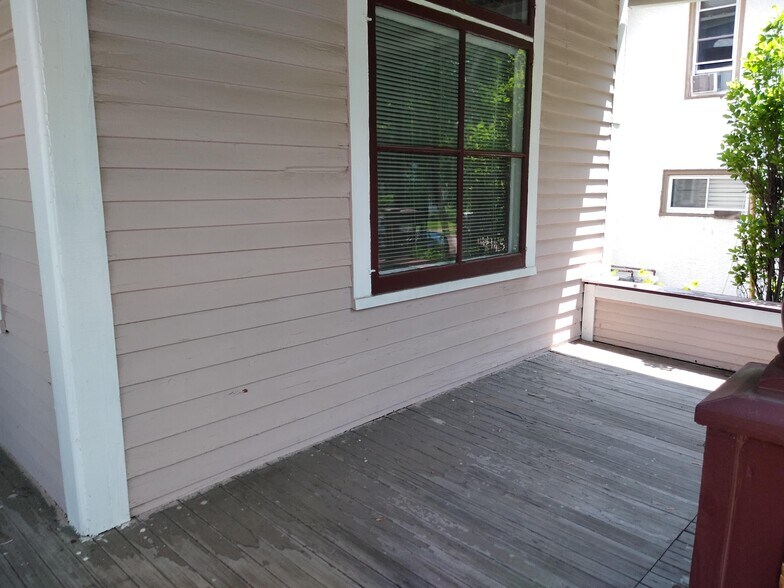 Building Photo - 2255 Pierce St NE