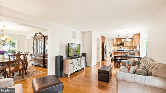 Building Photo - 12810 Mill Meadow Ct