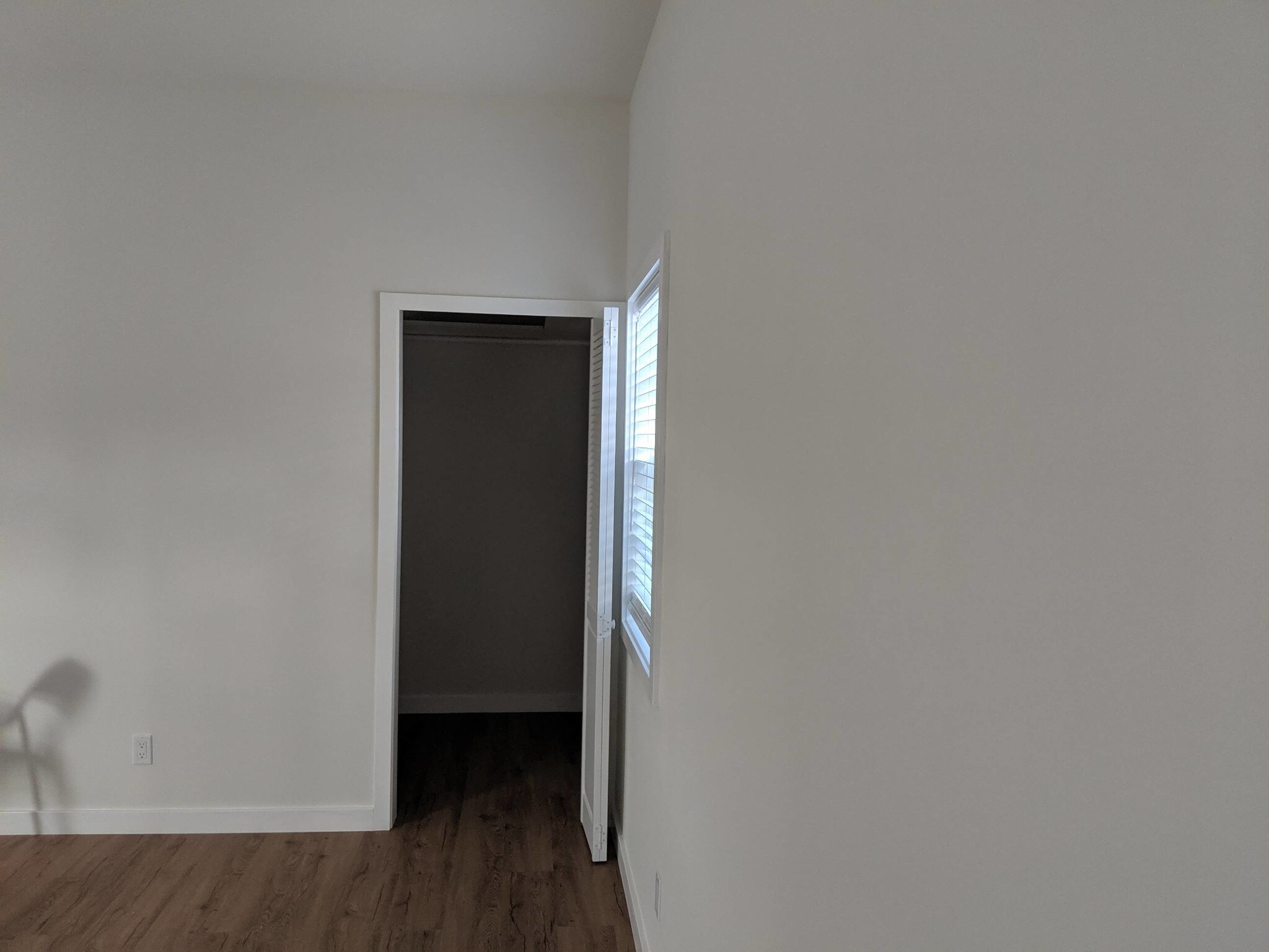 Building Photo - 607 N Formosa Ave
