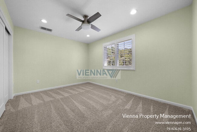 Building Photo - 3705 Abby Ct