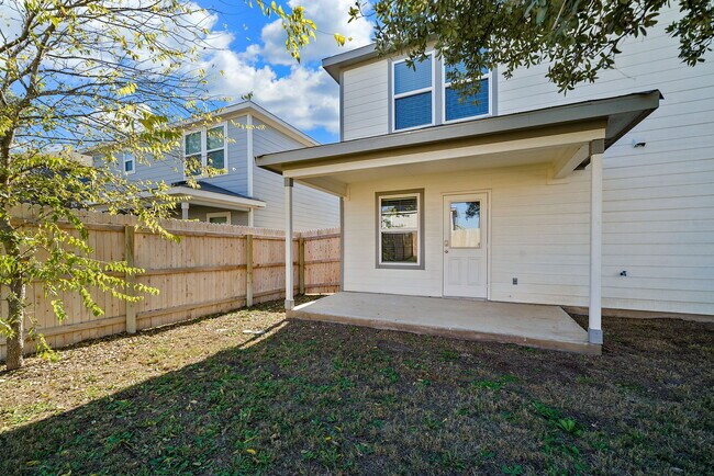 Building Photo - 13721 Crossbow Rdg