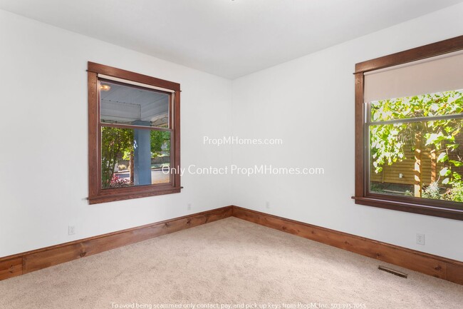 Building Photo - Spacious Large Sanctuary in SE Portland’s ...