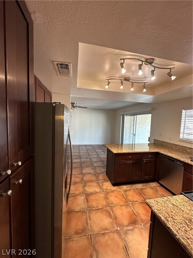 Building Photo - 2417 Doherty Way