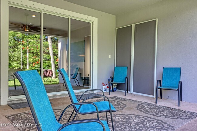 Building Photo - 1752 Killian Dr