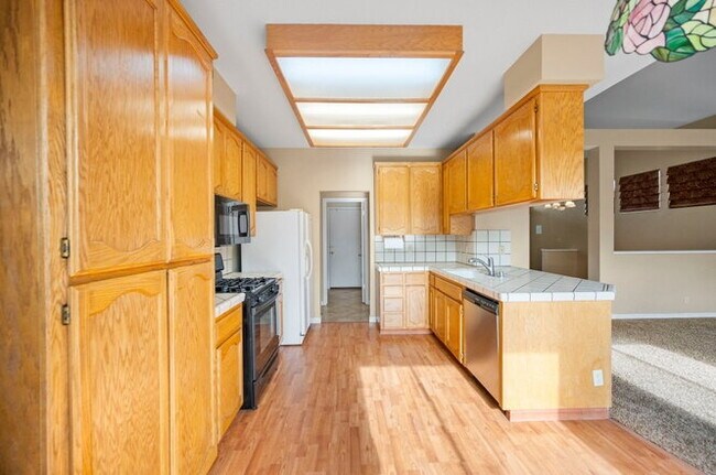 Building Photo - 516 Carrigane Way