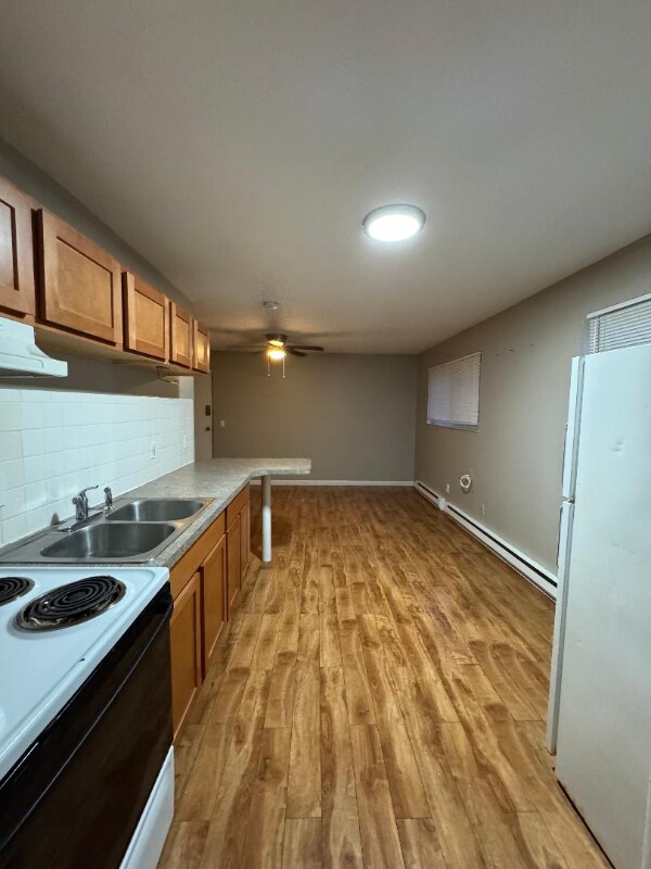 Building Photo - 2602 Chesterfield Ct