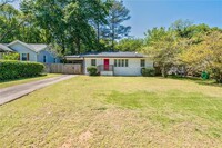 Building Photo - 2035 Miriam Ln