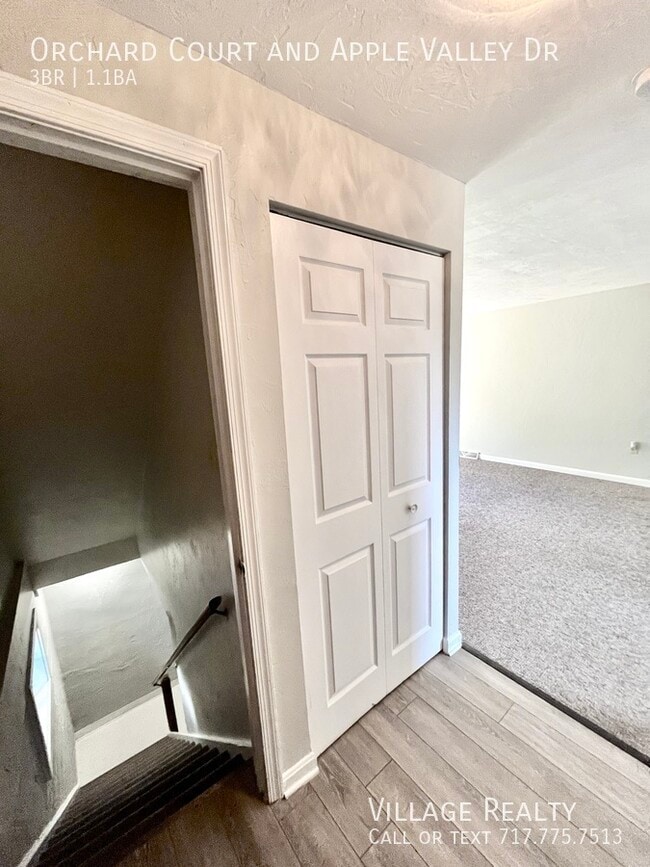 Building Photo - 302 Orchard Ct