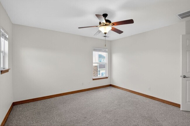 Building Photo - 1226 S Quintero Ct