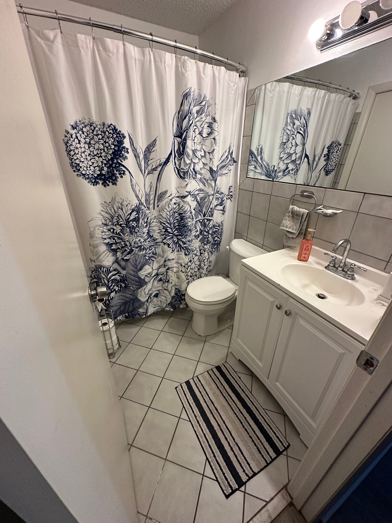 Bathroom - 11405 3rd St N