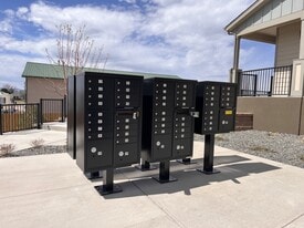 Building Photo - Townhomes at Pine Drive