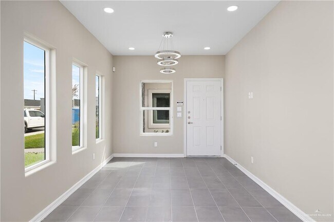 Building Photo - 15 N 36th St