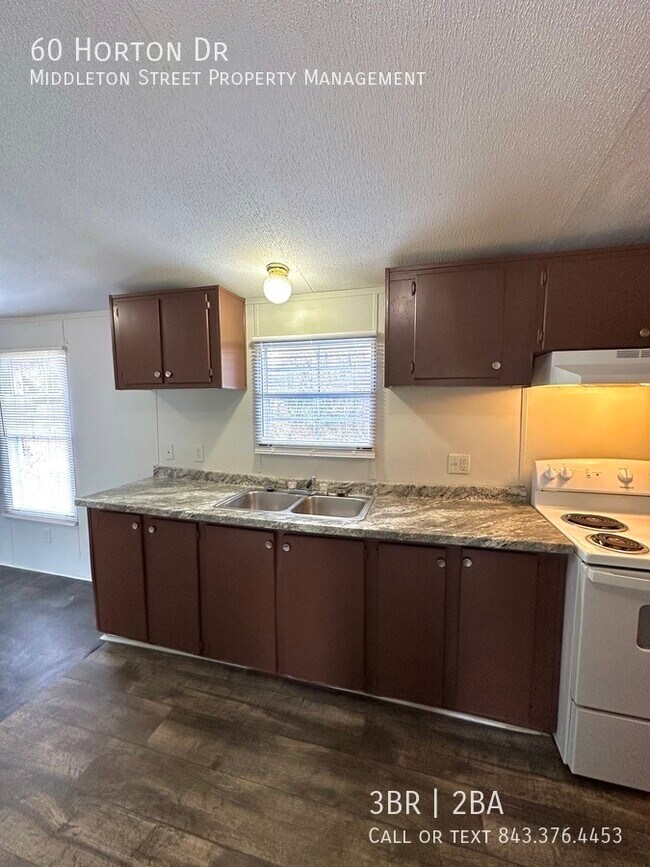 Building Photo - 60 Horton Rd