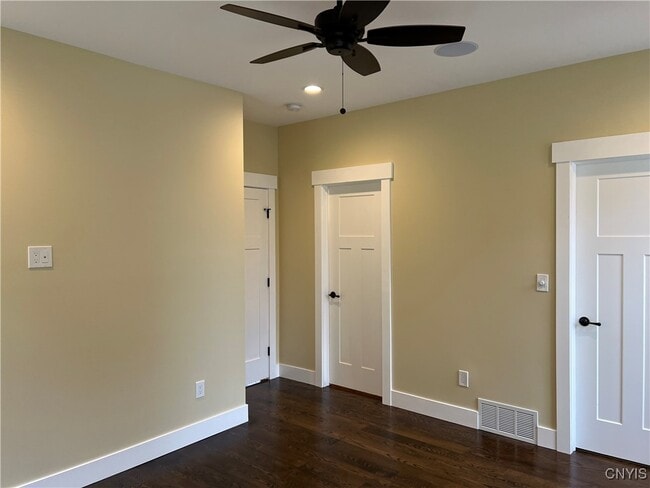 Building Photo - 3817 Gully Rd