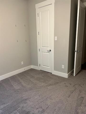 Building Photo - 252 Crockett St