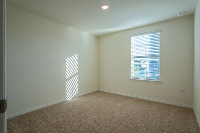 Building Photo - 13453 Sagestone Dr